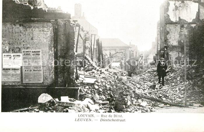Louvain Flandre Rue de Diest apres le bombardement