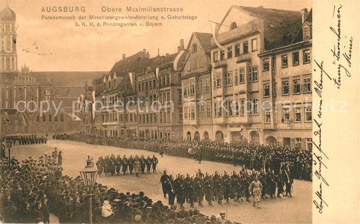 Augsburg Obere Maximilianstrasse Parademarsch der MG Abteilung