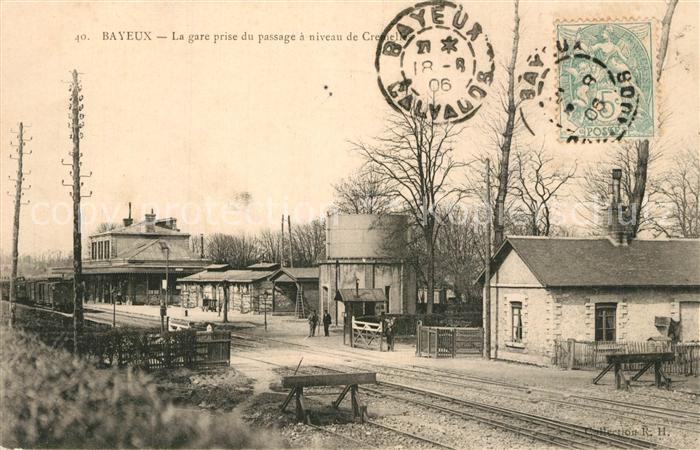 Bayeux La gare prise du passage a niveau de Cr