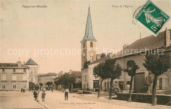Pagny-sur-Moselle Place de l'Eglise