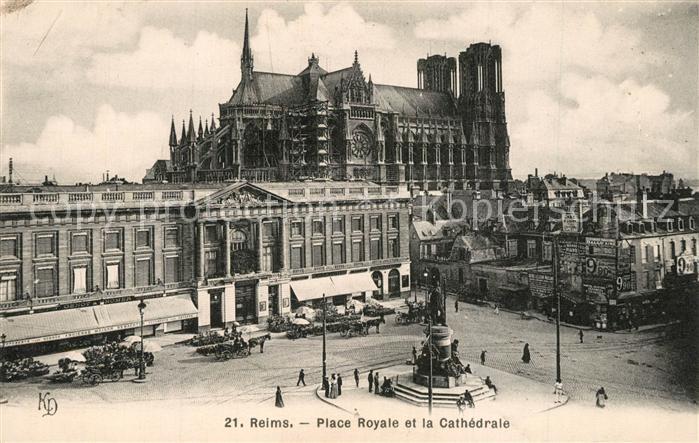 Reims Champagne Ardenne Place Royale et la Cathedrale Monument
