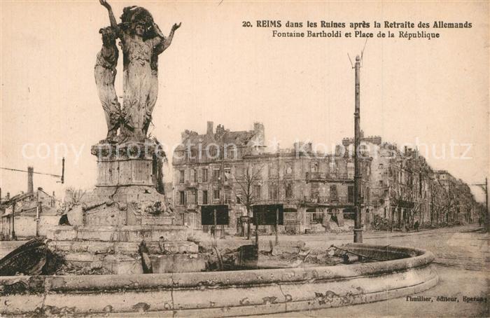 Reims Champagne Ardenne dans les Ruines Fontaine Bartholdi Place de République G