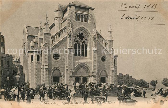 Biarritz Pyrenees Atlantiques Eglise Sainte Eugenie Sortie de la Messe