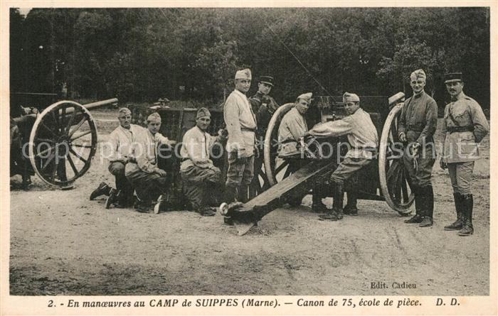 Camp de Suippes Canon de 75 en manoeuvres