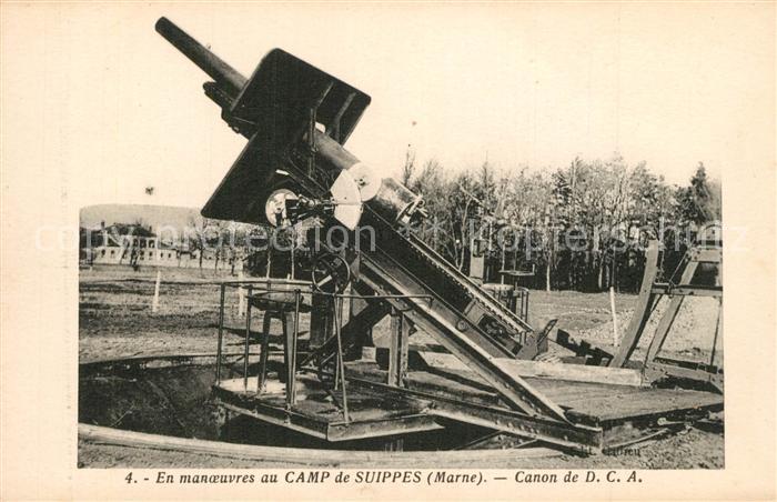Camp de Suippes Canon de D. C. A. en manoeuvres