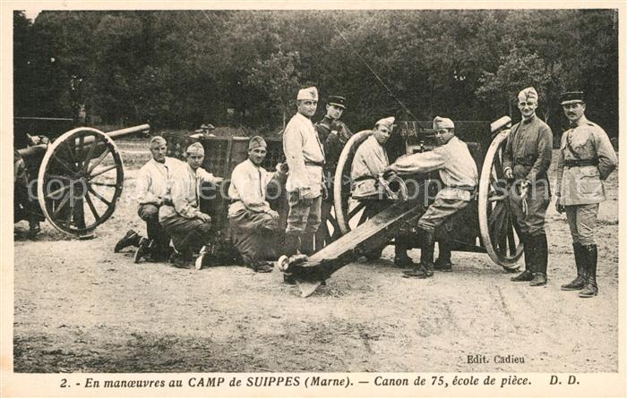 Camp de Suippes Canon de 75 en manoeuvres