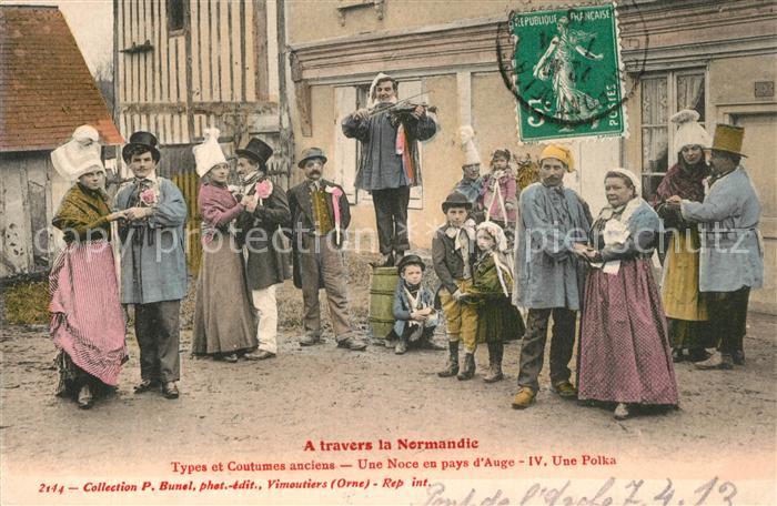 Normandie Region Types et Costumes anciens Une Noce en pays d Auge