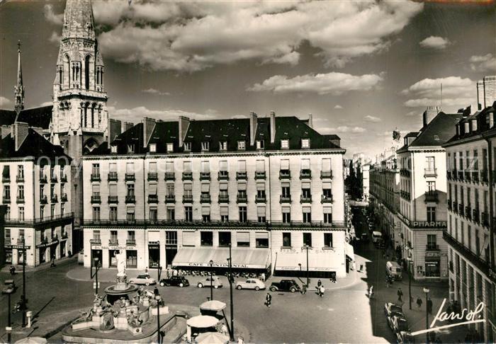 Nantes Loire Atlantique La Place Royale et la Rue d_Orleans