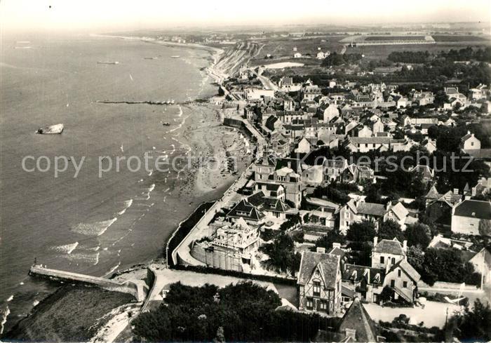 Arromanches-les-Bains Vue aerienne et la Plage