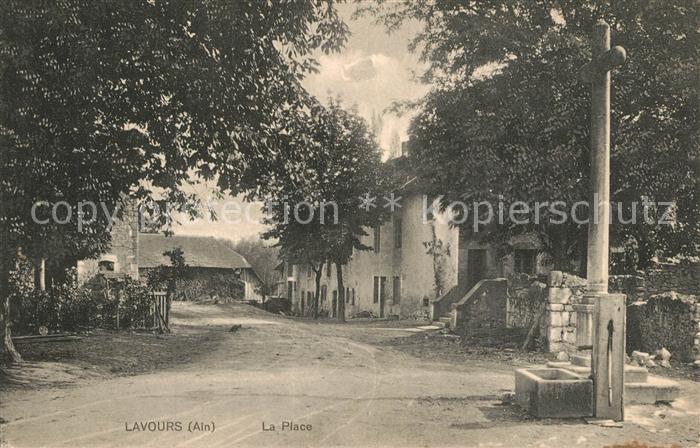 Lavours La Place