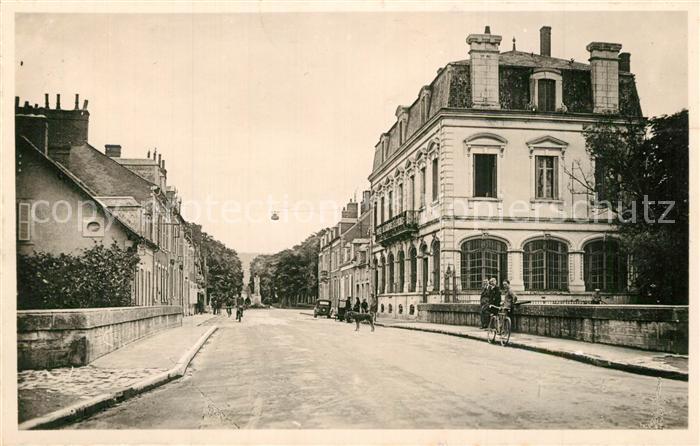 Saint-Amand-Montrond Rue Nationale la Poste