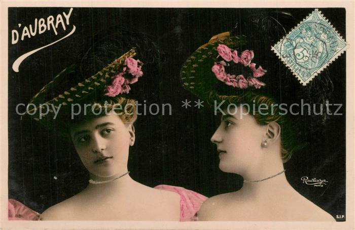 Foto Reutlinger Paris Schauspielerin d_Aubray Hutmode