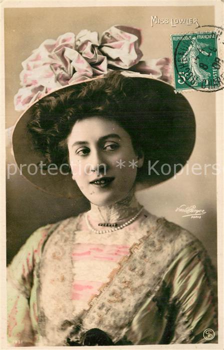 Foto Boyer Paul Paris Nr. 1951 Frau Humode