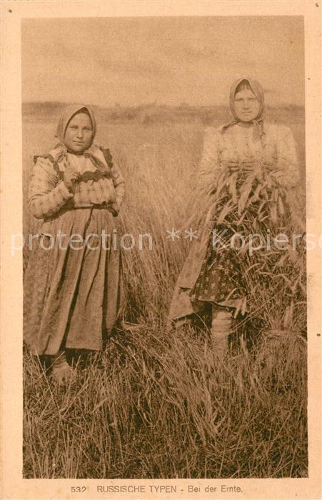 Typen Russland Frauen bei der Ernte