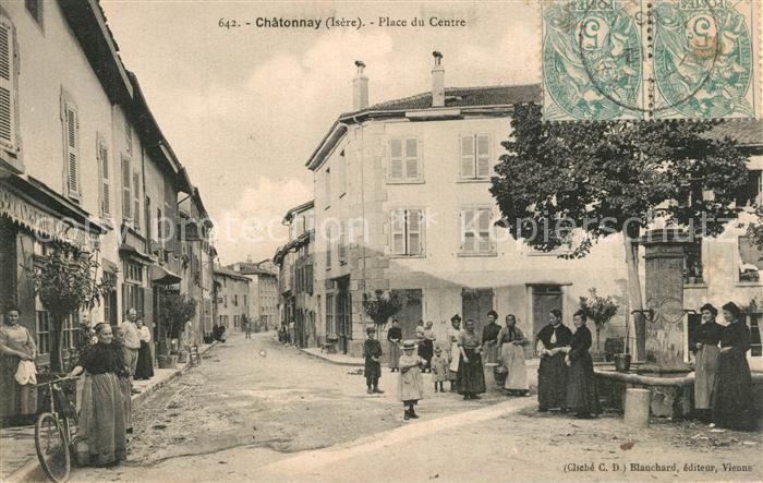Chatonnay Isere Place du Centre