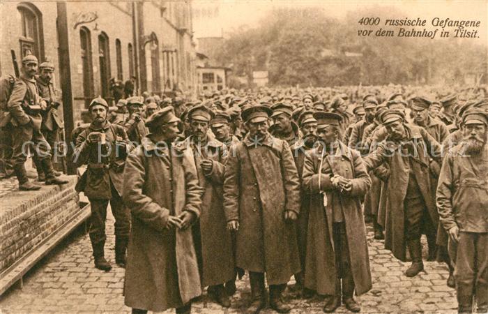 Tilsit Sowetsk 4000 russische Gefangene vor dem Bahnhof