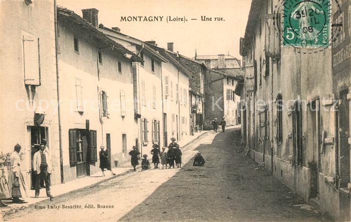 Montagny  Loire Une rue