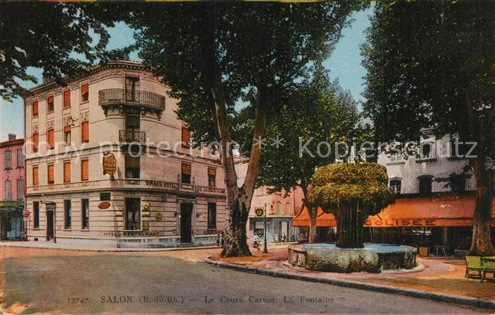 Salon-de-Provence Le Cours Carnot Fontaine