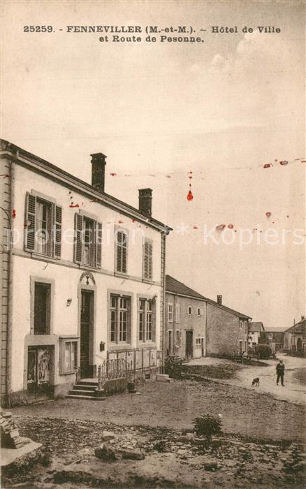 Fenneviller Hotel de Ville et Route de Pesonne