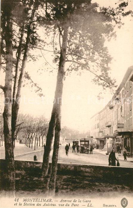 Montelimar Avenue de la Gare et la Station des Autobus vue du Parc