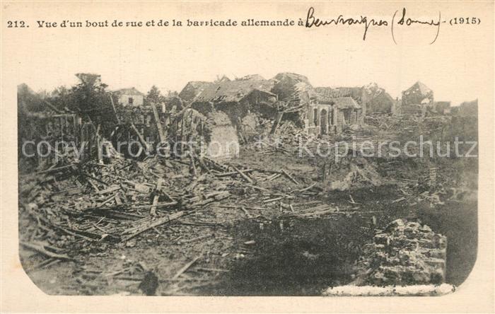 Beuvraignes Vue d’un bout de rue et de la barricade allemande