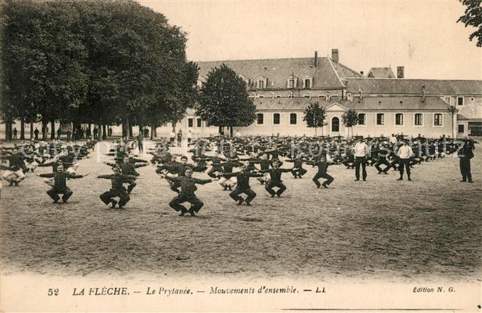 La Fleche Le Pyrtanee Mouvements d ensemble