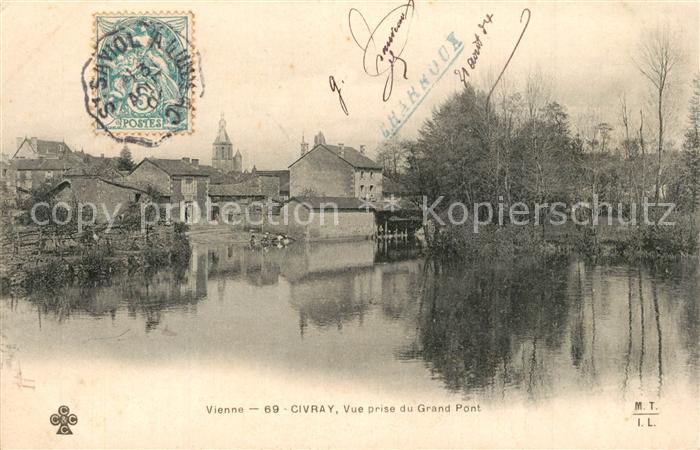 Civray Vienne Vue prise du Grand Pont