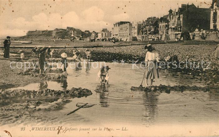 Wimereux Enfants jouant sur la Plage