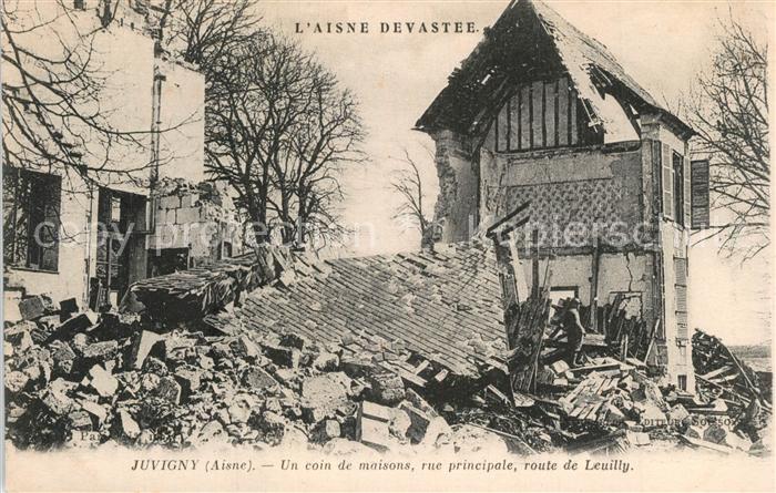 Juvigny Aisne Coin de maisons Rue Principale Route de Leuilly