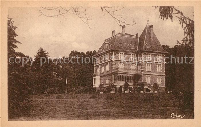 Saint-Denis-de-Cabanne Chateau de la Durie