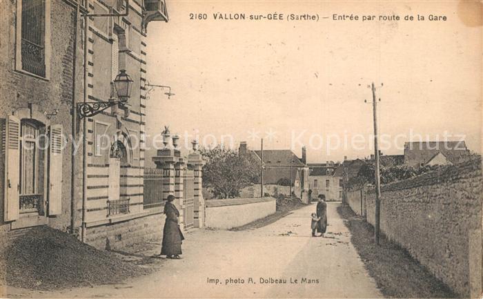 Vallon-sur-Gee Entree par route de la Gare
