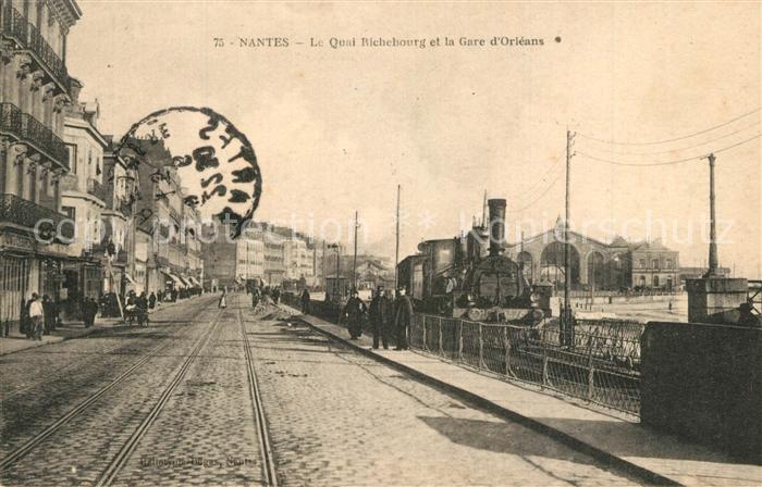 Nantes Loire Atlantique Le Quai Richebourg et la Gare d Orleans