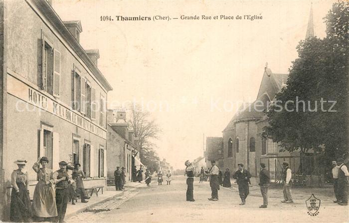 Thaumiers Grande Rue et Place de l'Eglise
