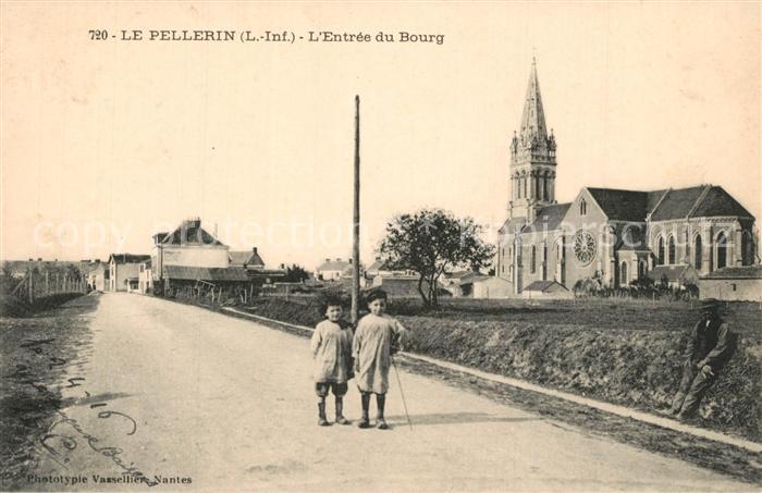 Le Pellerin Entree du Bourg