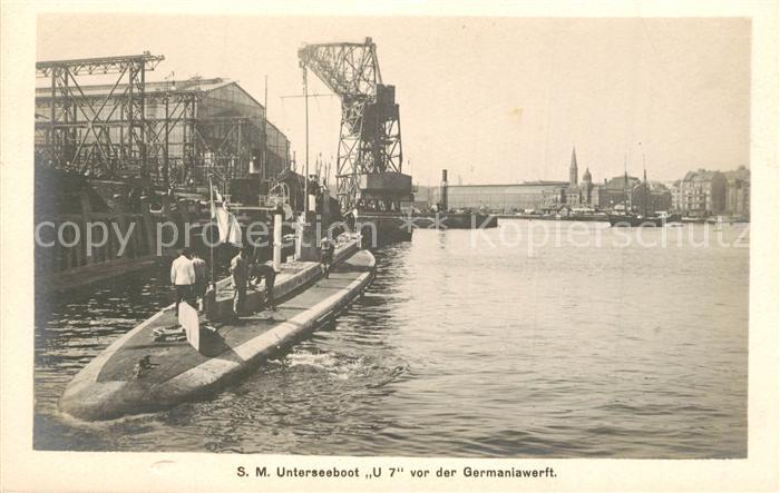 Kiel SM Unterseeboot U7 vor der Germaniawerft