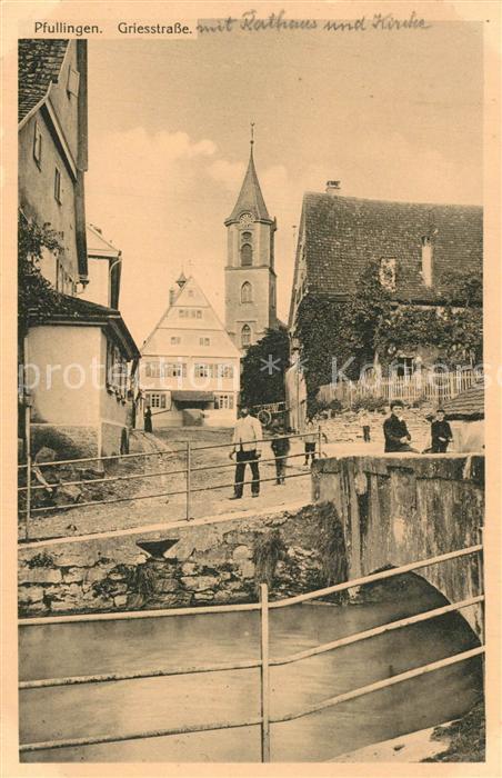 Pfullingen Griesstrasse mit Rathaus und Kirche