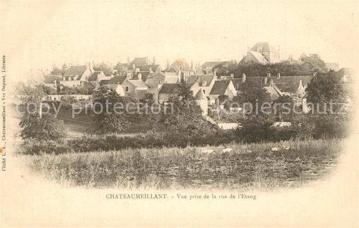 Chateaumeillant Vue prise de la rue de l'Etang