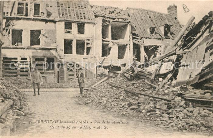 Beauvais 60 Rue de la Madeleine apres bombarde 1918