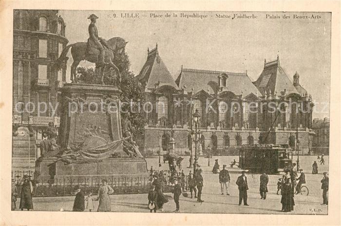 Lille Nord Place de la Republique Statue Faidherbe