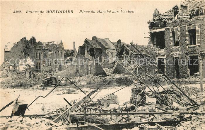 Montdidier Somme Place du Marché aux Vaches Ruines de la Grande Guerre Truemmer