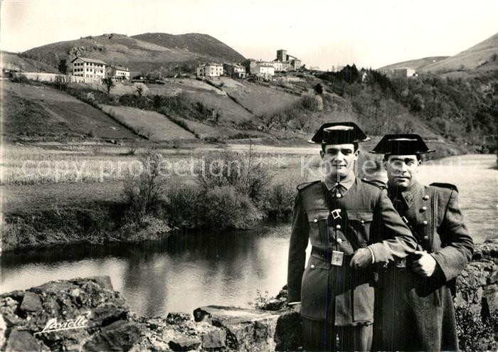 Biriatou Carabiniers espagnols en faction sur la