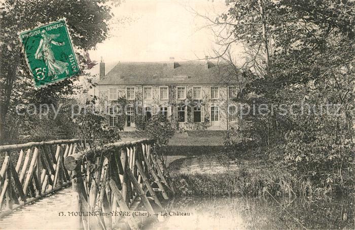 Moulins-sur-Yevre Chateau