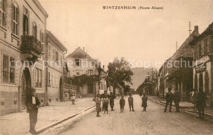 Wintzenheim Winzenheim Elsass Hauptstrasse mit Bevoelkerung