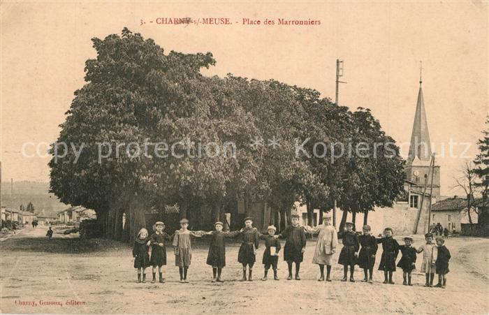 Charny-sur-Meuse Place des Marronniers