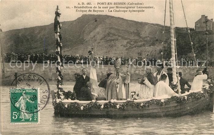 Port-en-Bessin Benediction de la er par Monseigneur Le