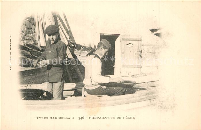 Marseille Bouches-du-Rhone Preparatifs de Peche