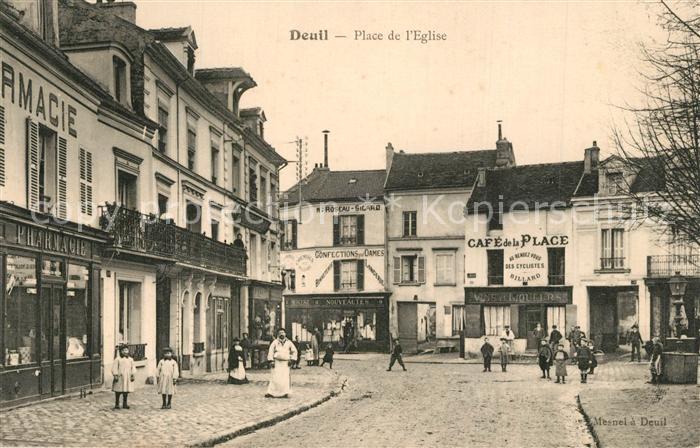 Deuil-la-Barre Place de l'Eglise