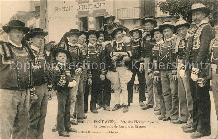 Pont-Aven Fete de Fleurs d Ajoncs