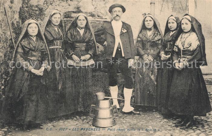 Trachten Frankreich Pyrenees Petit repos apres le Branle