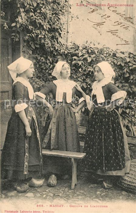 Massat Groupe de Liadoures Costumes Trachten